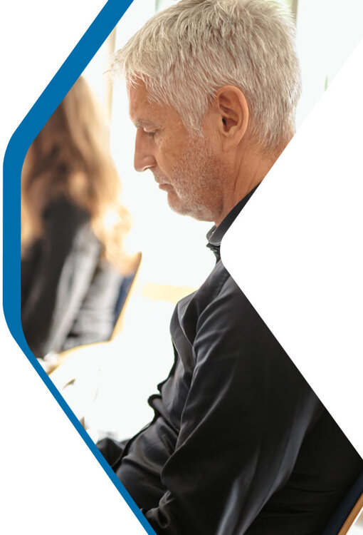 Transformation Experte Georg arbeitet am Turnaround-Management | Kraus & Partner - Transformation Experts